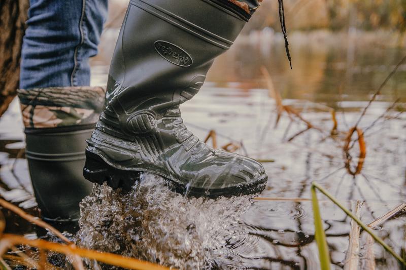 Обувь из ПВХ